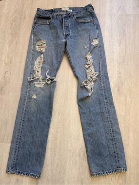 Levi's Men's Distressed Light Blue Straight Jeans